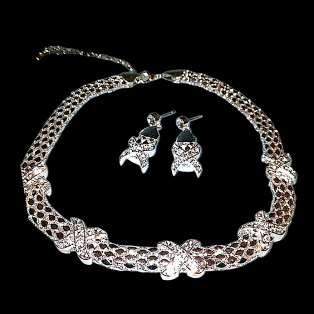 Box  Necklace set